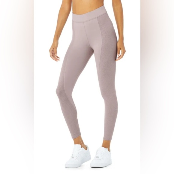 Alo Yoga No Limit 7/8 High Waist Ribbed Trim Leggings Lavender‎ Dusk Size M - Picture 9 of 9